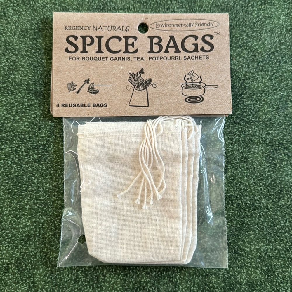 NWT Regency Wraps Spice Bags